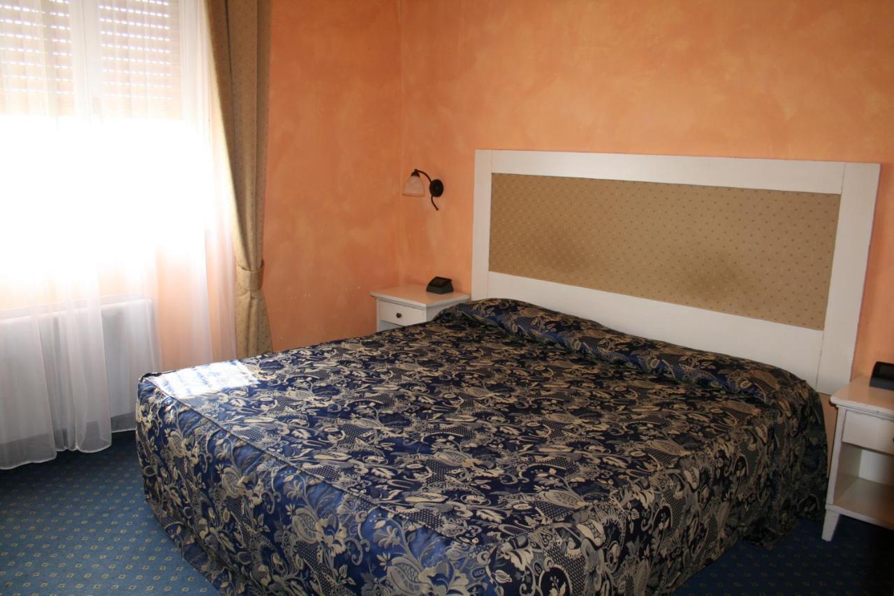 Hotel De La Ville بيريغْواردو المظهر الخارجي الصورة